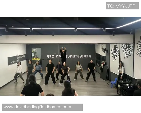 热议街舞：深圳街舞队的节奏变革